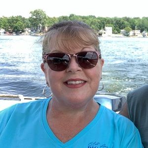 Meet your Posher, Donna